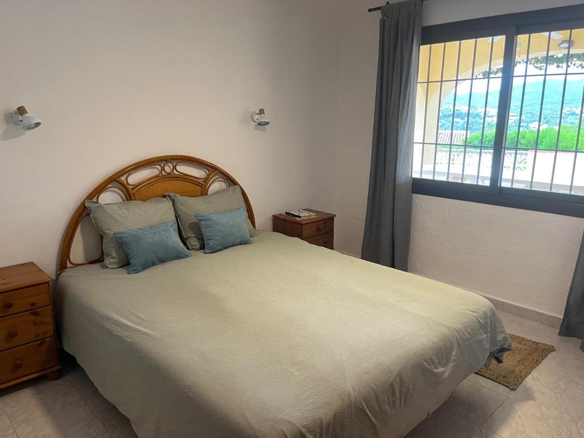 Authentic Groundfloor Apartment In Beautiful Villa, Хавеа Экстерьер фото