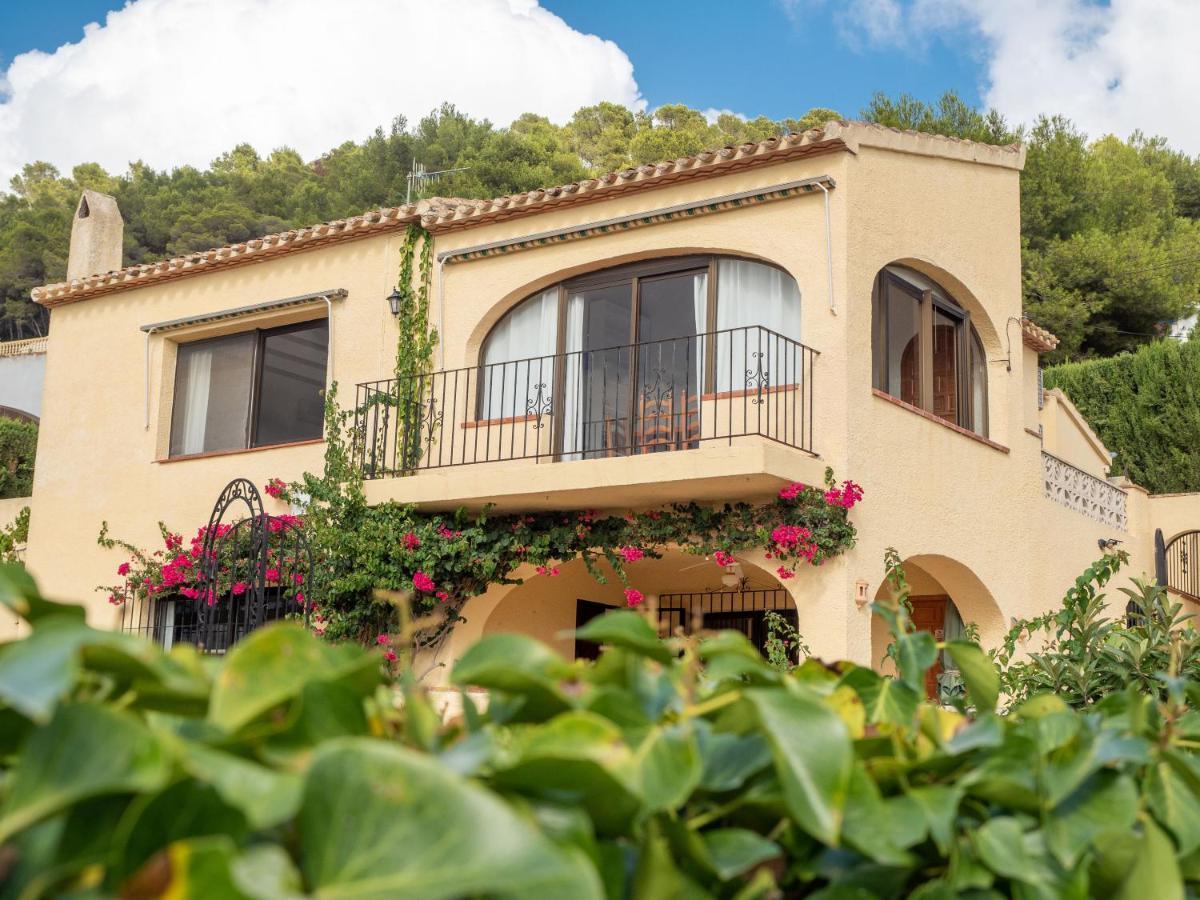 Authentic Groundfloor Apartment In Beautiful Villa, Хавеа Экстерьер фото